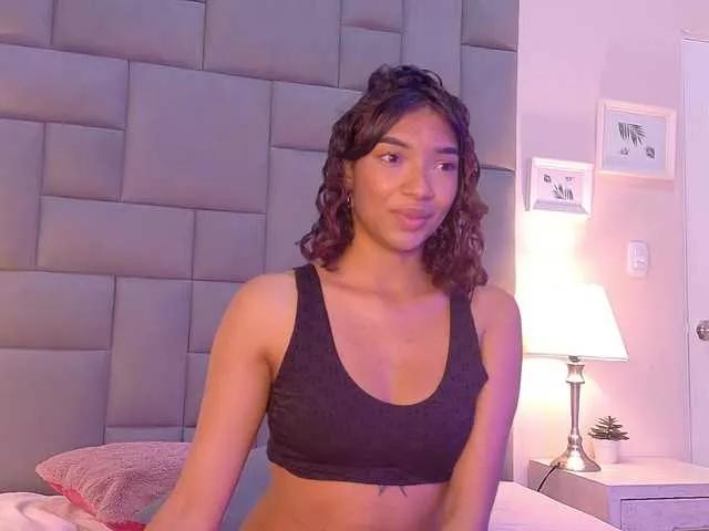 Miia-Spencer on BongaCams 