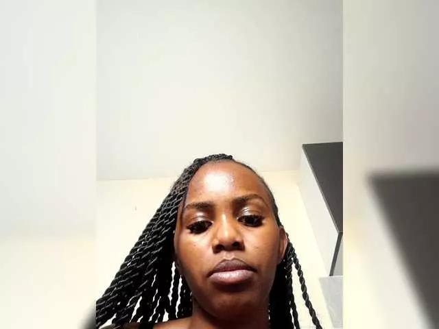 Miladoll on BongaCams