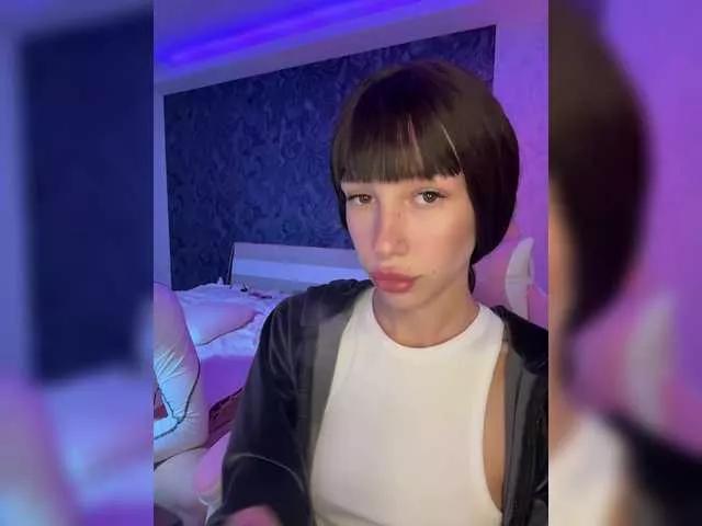millemimi on BongaCams 