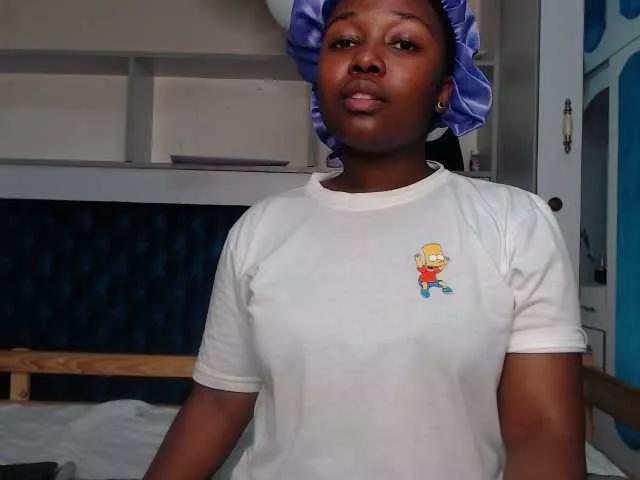 Minnie6879 on BongaCams 