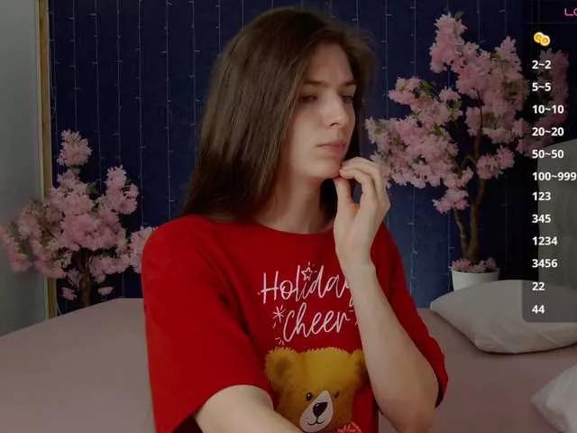Mirror-Girl on BongaCams