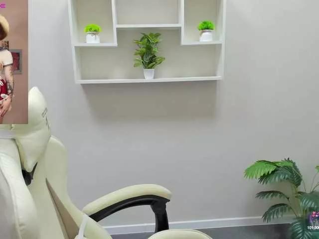 Miss-you-kiss on BongaCams 