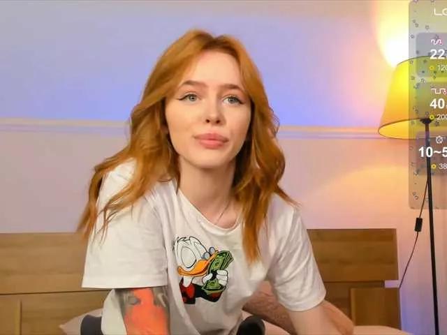 MissRedFox on BongaCams 