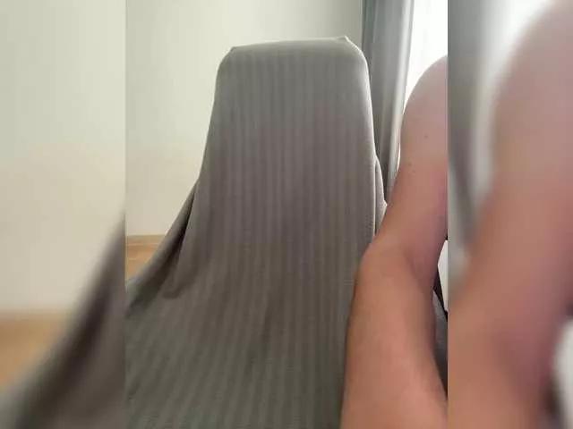 molochnaya000 on BongaCams 