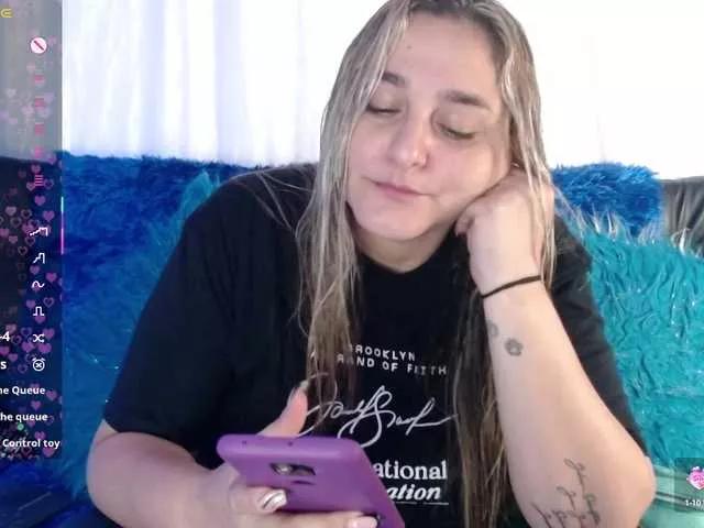 Natalliecolliz on BongaCams 