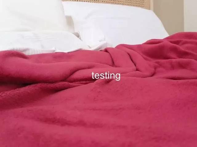 Nikki-Gia on BongaCams 