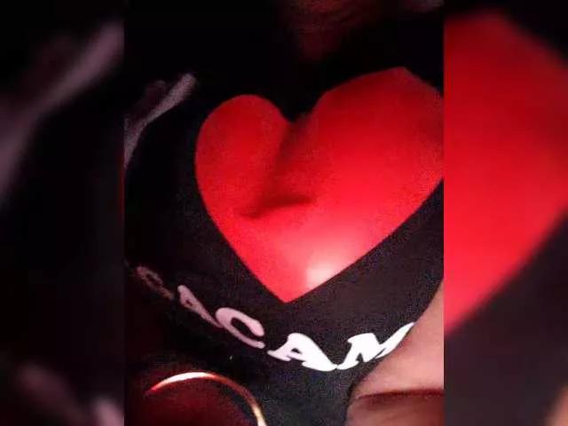 NinaBelluschi on BongaCams 