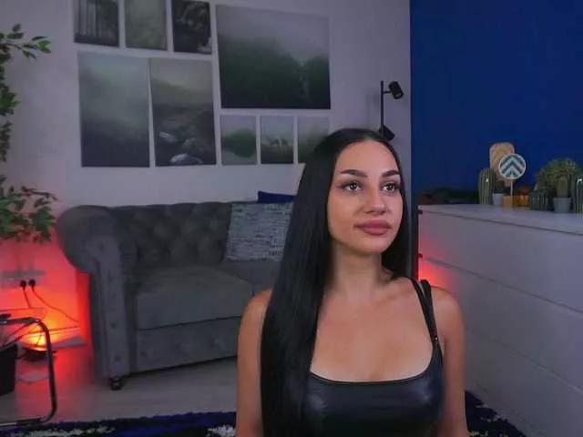 NinnaVoss on BongaCams 
