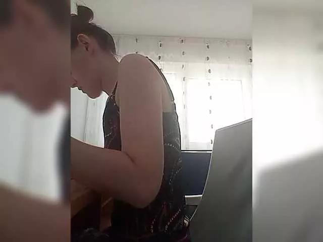 P-A-N-I-K-A on BongaCams 