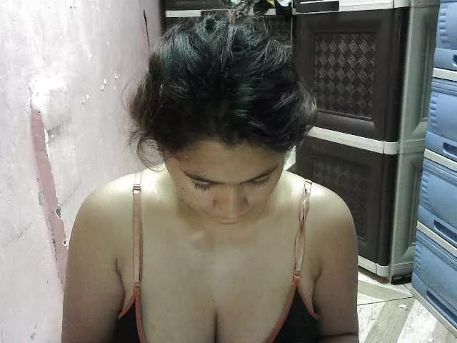 peenastyfame on BongaCams 