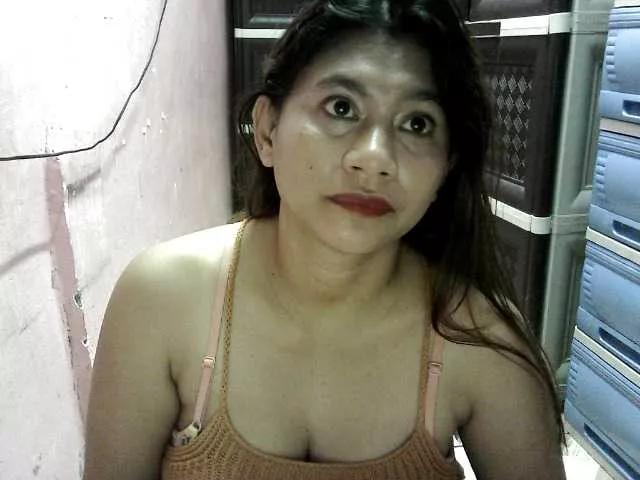 peenastyfame on BongaCams 