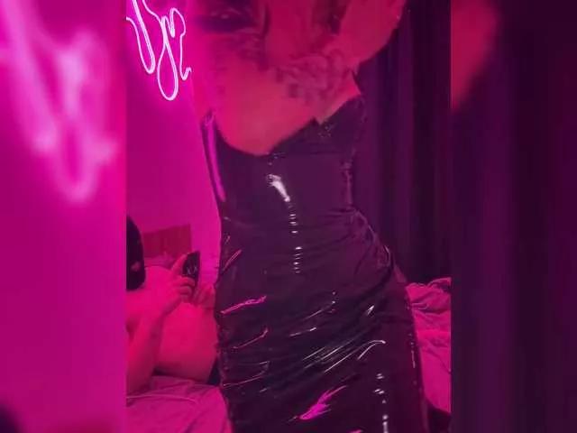 Phantomweee on BongaCams