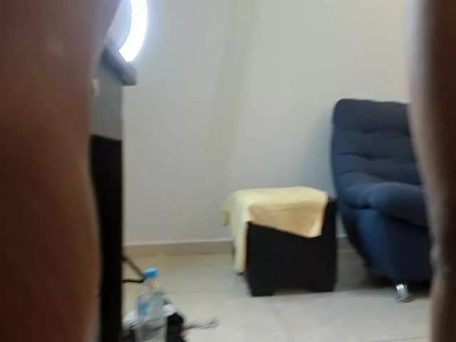 PIINK-2025 on BongaCams