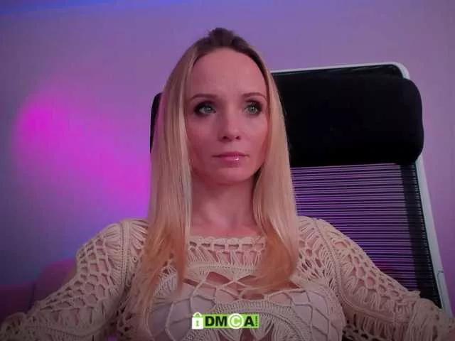 purple-love on BongaCams 