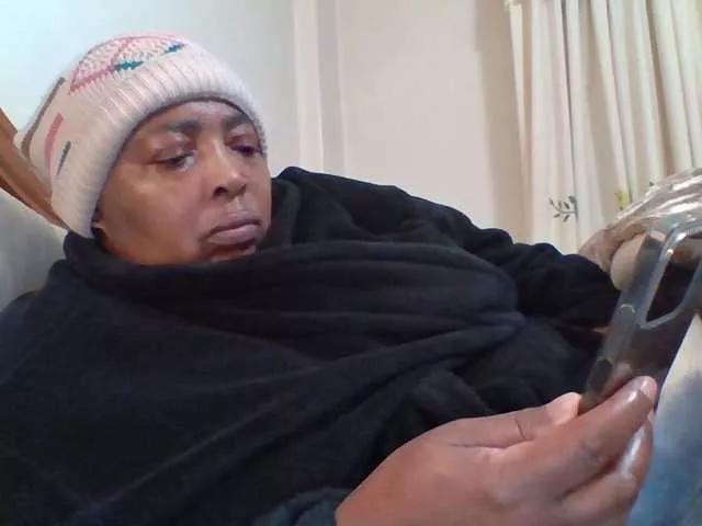 pussylips53 on BongaCams 