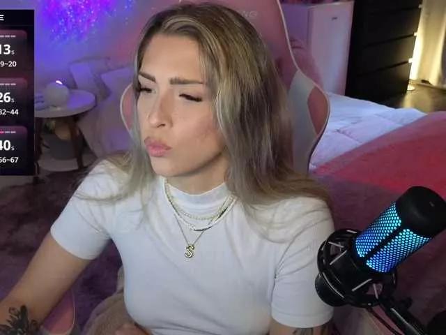 queenxlexy on BongaCams 