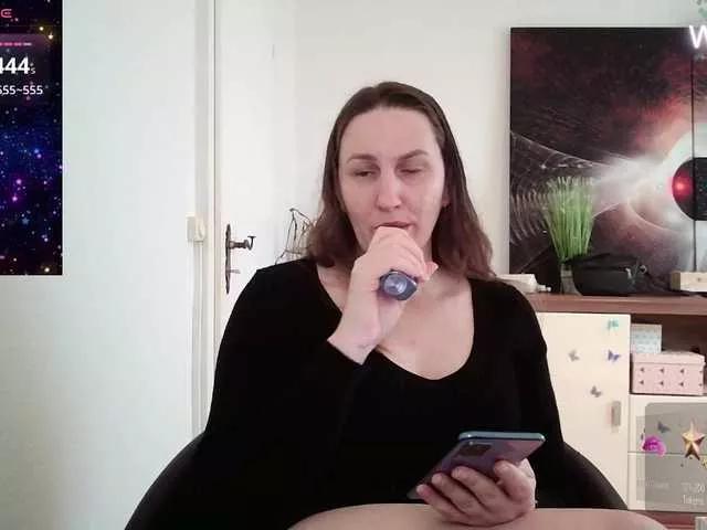 Rellaxx1 on BongaCams 