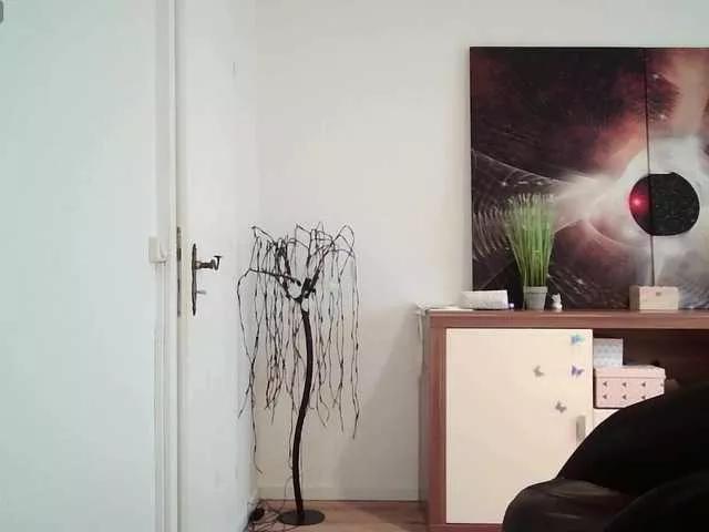 Rellaxx1 on BongaCams 