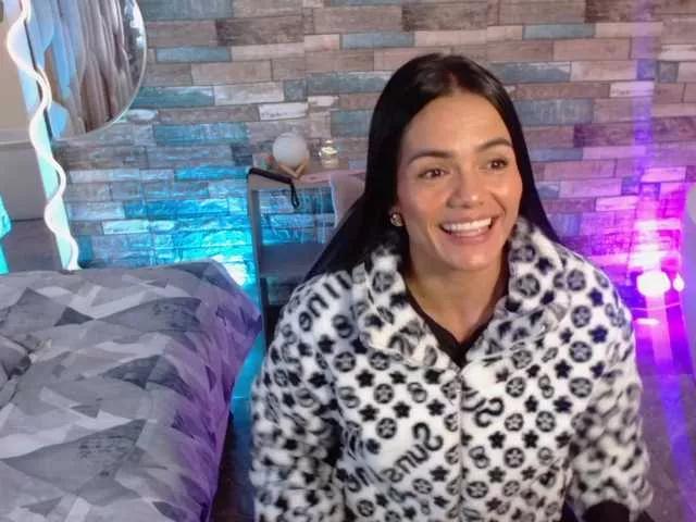 Rosalind-tay on BongaCams