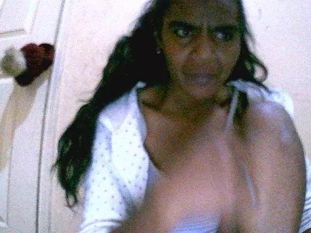Royblackhot on BongaCams