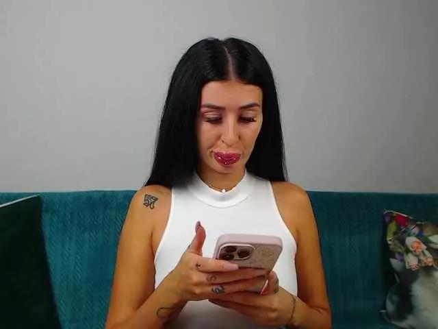 Sara-Daisy on BongaCams 