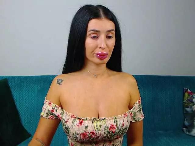 Sara-Daisy on BongaCams