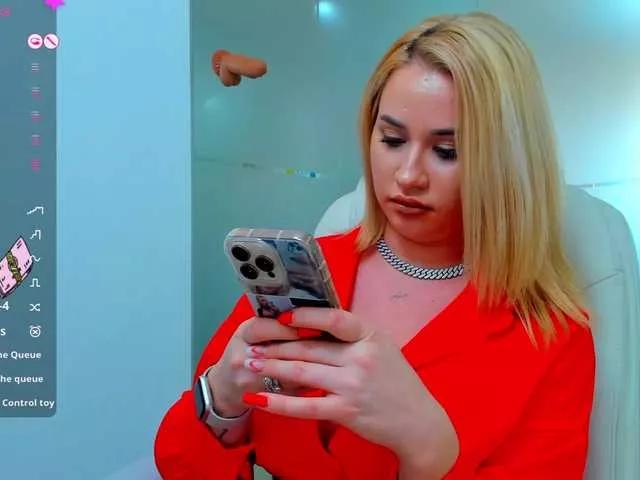 sassyqueen on BongaCams 