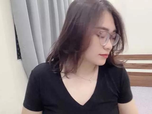 Selena295 on BongaCams 