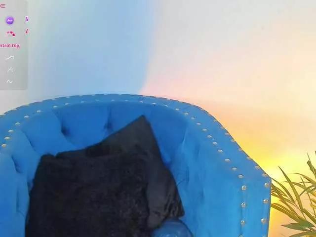 SeleneMiiller on BongaCams 