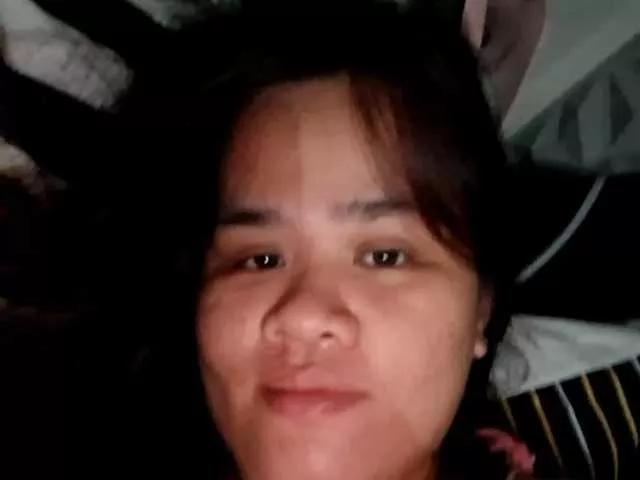 sexyasian27 on BongaCams