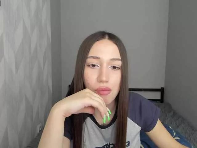 sia-bright18 on BongaCams