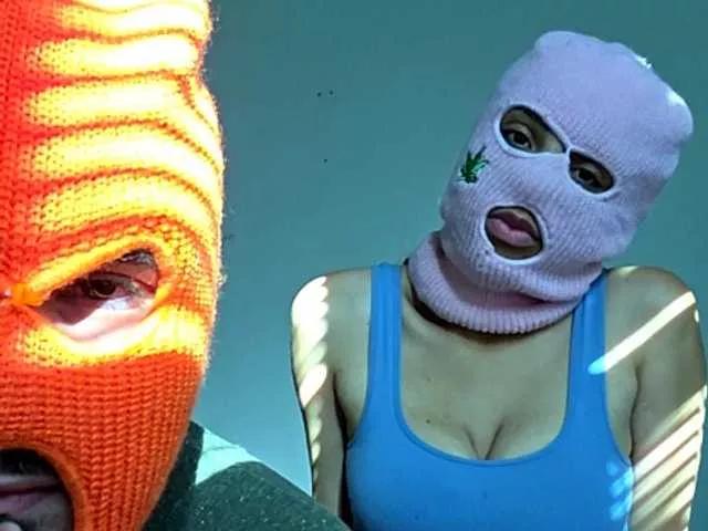 Skimaskcouple891081 on BongaCams