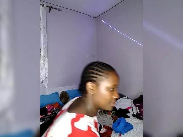SoniaBellaFreakyBecky on BongaCams
