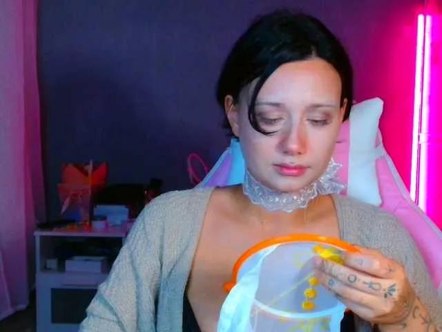 stawbarynut on BongaCams