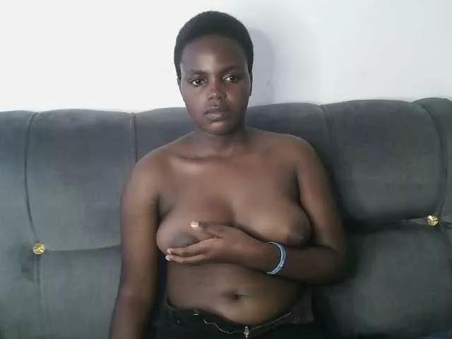 Sweetcutie1 on BongaCams 