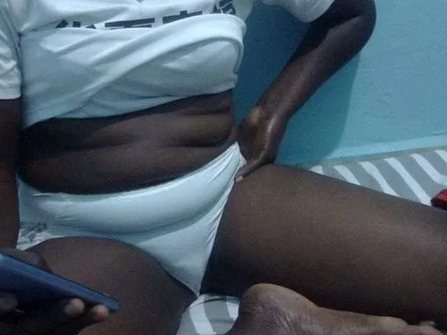 Sweetmella on BongaCams 