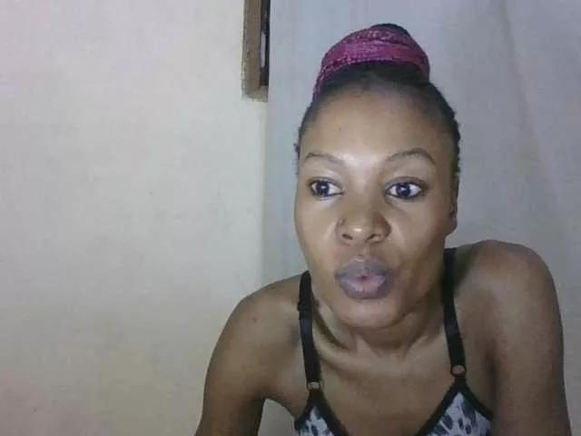 Sweetpetite254 on BongaCams 