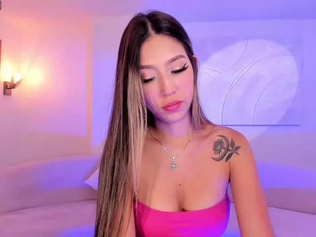 TaraLawrence on BongaCams 