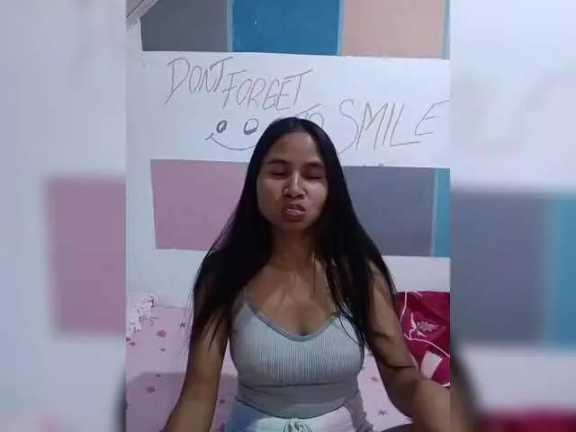 TitiAnnah on BongaCams 
