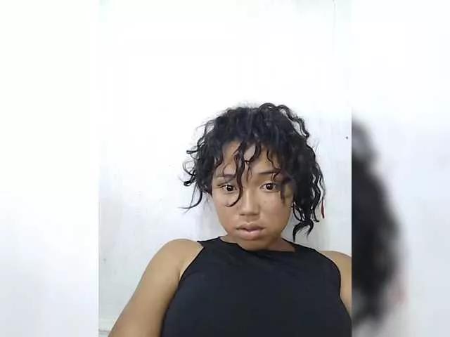 Wejdene69 on BongaCams