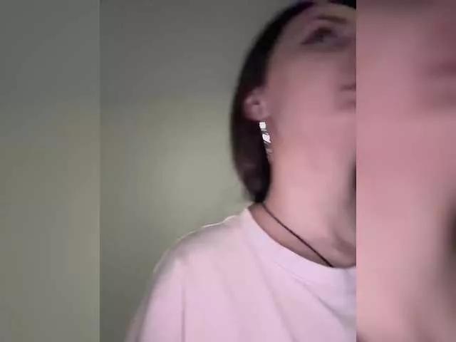 Wow-Eva on BongaCams