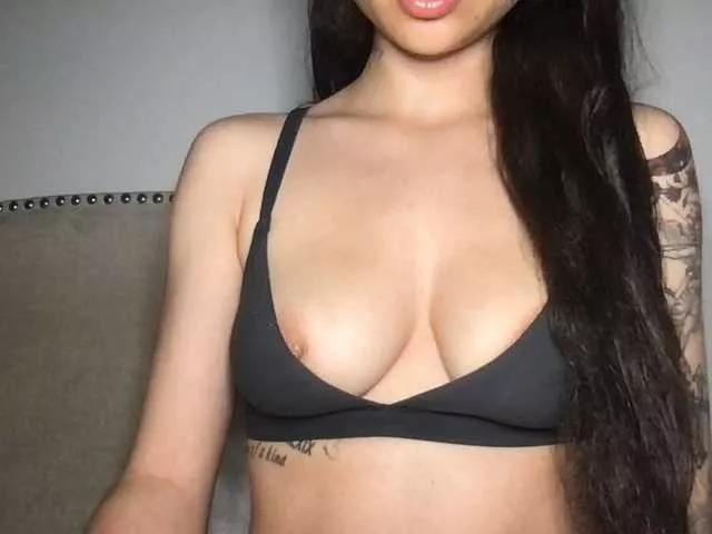 Xoxcat on BongaCams 