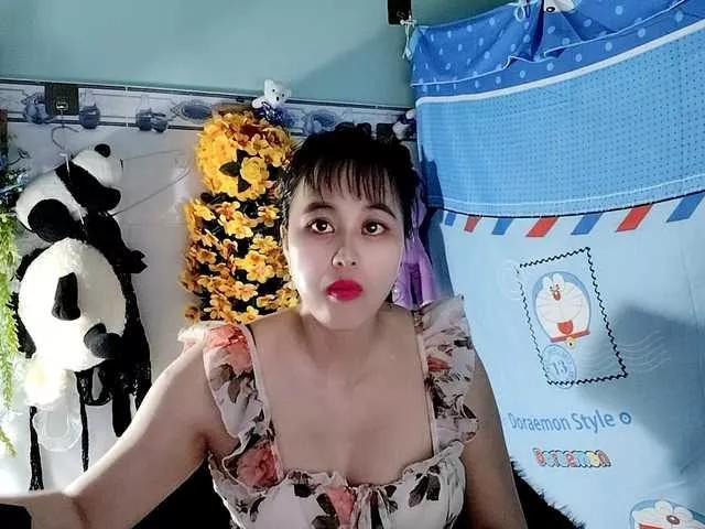 Youngsee69 on BongaCams