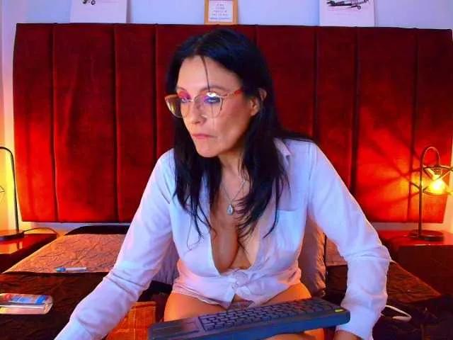 Zuzana21 on BongaCams 