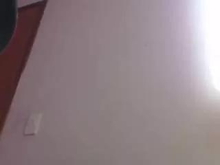 agata-grubisic on CamSoda 
