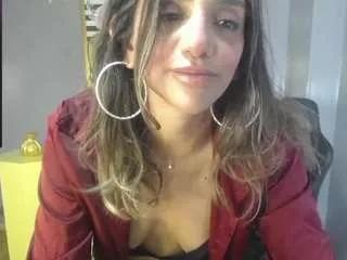 agatha-brooks-t on CamSoda 