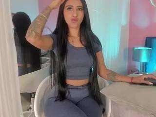 alaia-manson on CamSoda 
