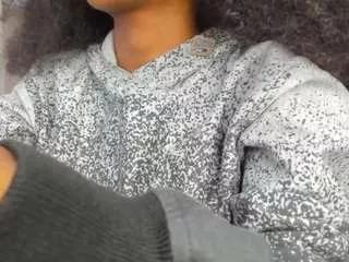 anamyle22 on CamSoda 