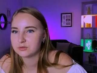 baby-joy on CamSoda 