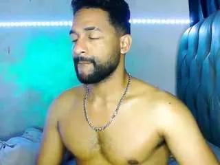 bbcblackhot33 on CamSoda 